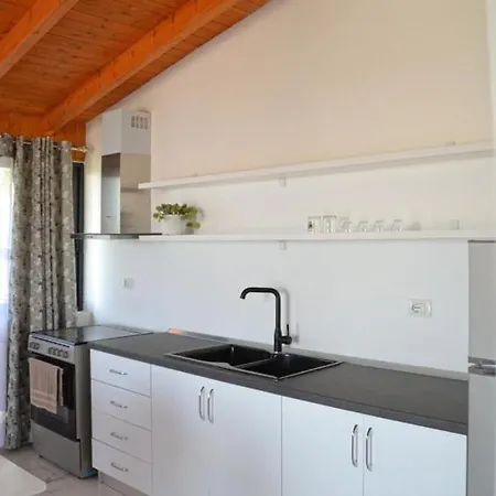 House Apartament Kanine